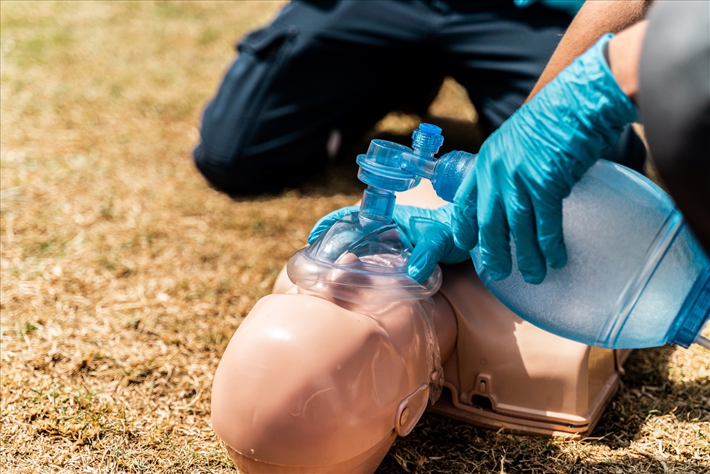 Protect Your Employees with Comprehensive First Aid Training